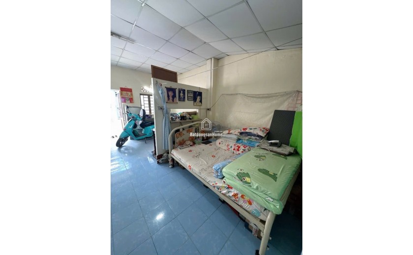 D1673 ⚡️ sát chợ Bà Chiểu, SHR, Vuông, HXH, 4.6x10m, 4.x tỷ